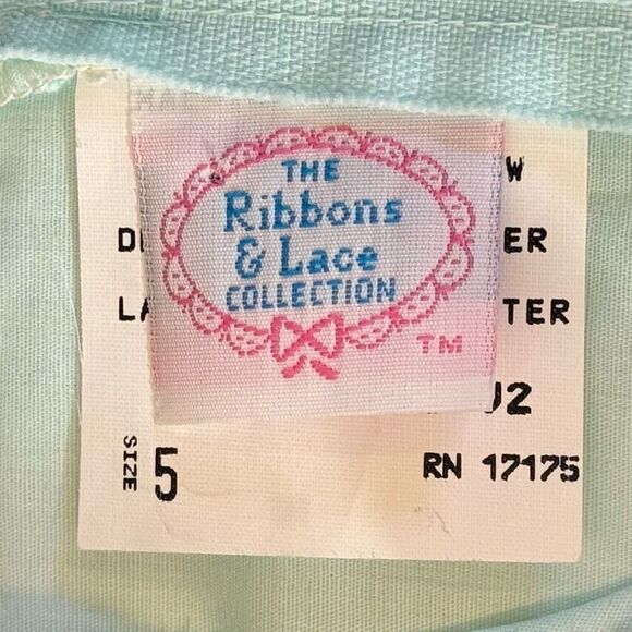 NWT Vintage The Ribbons & Lace CollectionGirls Dress With Tights Included 5 - Picture 5 of 10